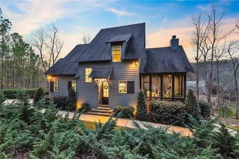 218 Long Branch Dr, Dadeville, AL 36853