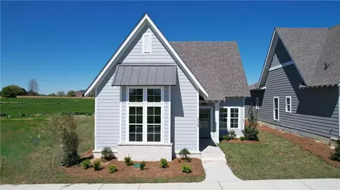 207 Bottle Way, Auburn, AL 36830