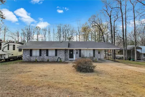 413 Watkins Ave, Opelika, AL 36801