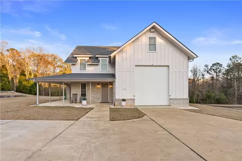 6061 Society Hill Rd, Auburn, AL 36830