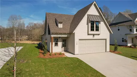 3114 Bottle Way, Auburn, AL 36830