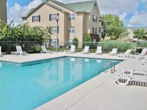 1114 S College St #7204, Auburn, AL 36832