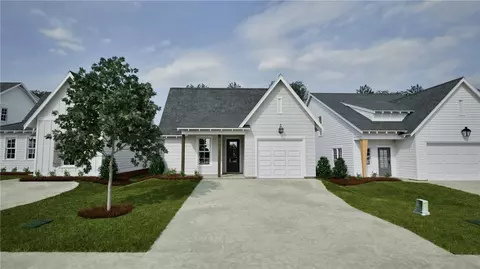 108 Hunters Way, Opelika, AL 36801