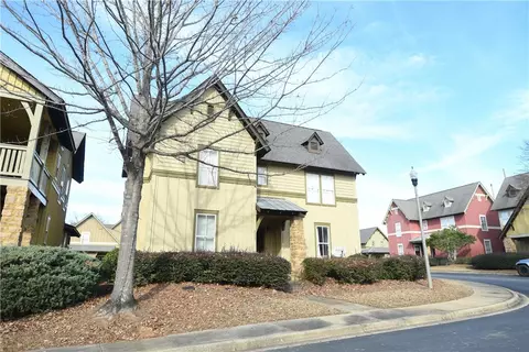 650 Dekalb St #1327, Auburn, AL 36830