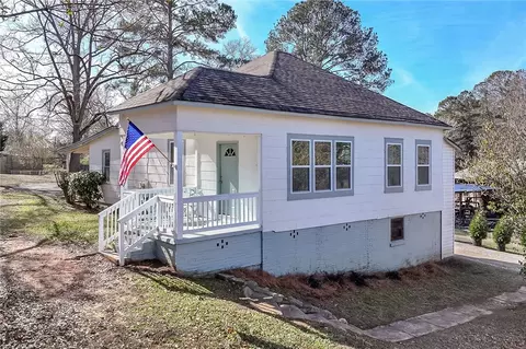 2408 30th St, Valley, AL 36854