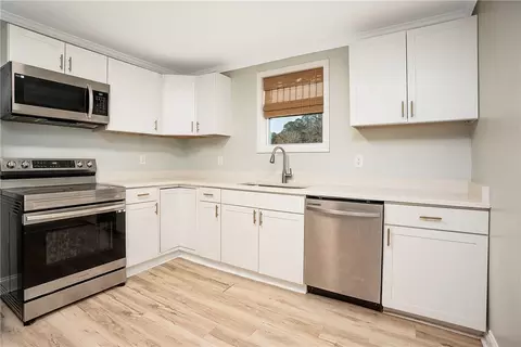 Kitchen - 2408 30th St, Valley, AL 36854 photo 1 of 3