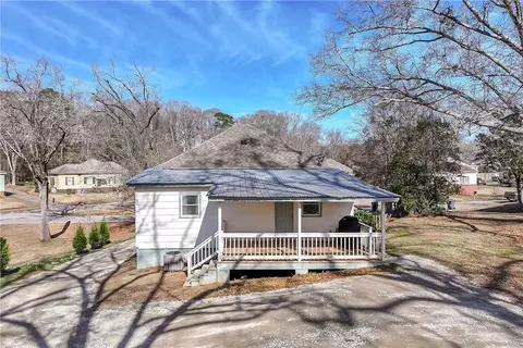 Exterior - 2408 30th St, Valley, AL 36854 photo 3 of 8