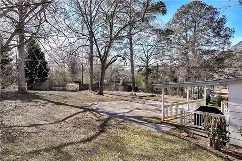 Exterior - 2408 30th St, Valley, AL 36854 photo 6 of 8