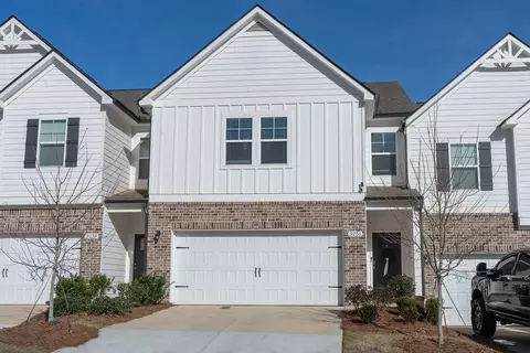 3251 Alana Ct, Opelika, AL 36804
