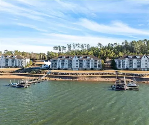 50 Crowne Pointe Pointe Pointe #201, Dadeville, AL 36853