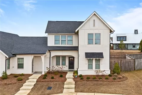 506 Grey Oak Cir, Auburn, AL 36830