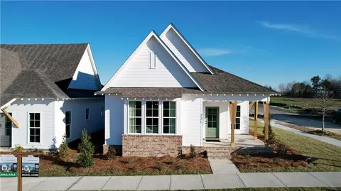 212 Bottle Way, Auburn, AL 36830