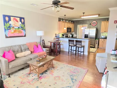 836 W Glenn Ave #309, Auburn, AL 36832