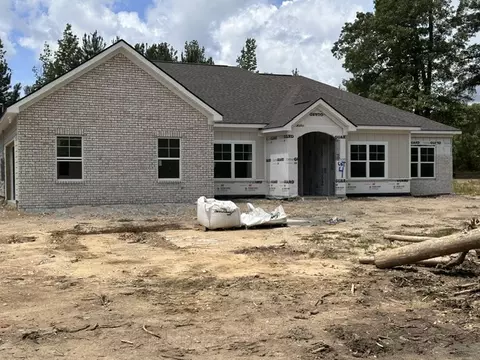 986 Lee Road 126, Opelika, AL 36804
