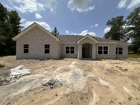 986 Lee Road 126, Opelika, AL 36804