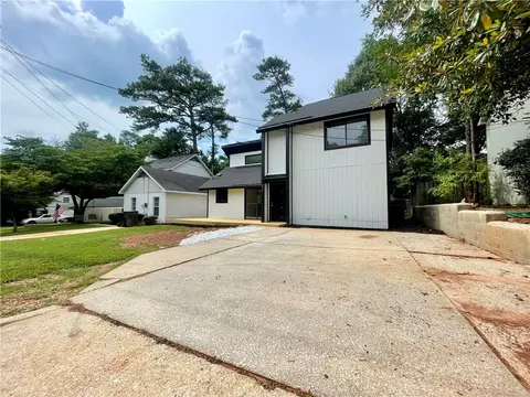 819 Chickasaw Ave, Auburn, AL 36830
