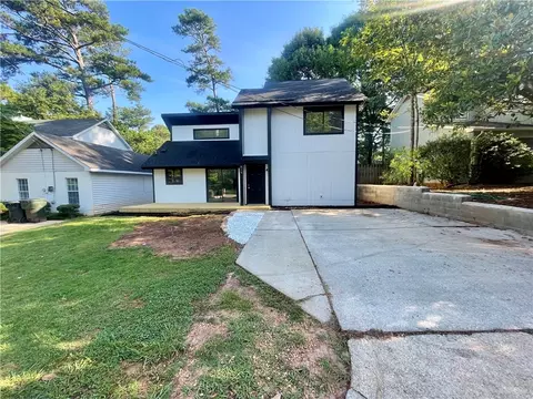 819 Chickasaw Ave, Auburn, AL 36830