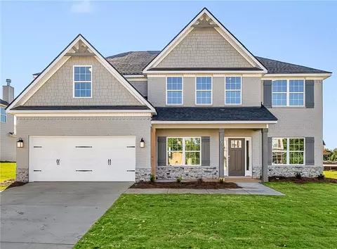 2971 Wyndham Village Dr, Opelika, AL 36804
