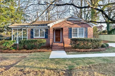 903 6th Ave, Opelika, AL 36801