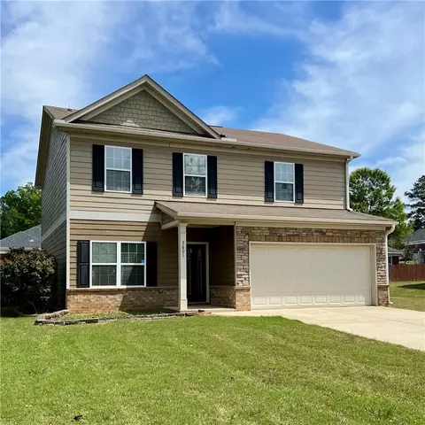 3603 Maple Creek Ct, Opelika, AL 36801