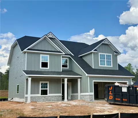 2302 Fuzzy Fls, Opelika, AL 36804