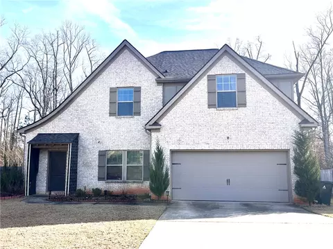 1561 N Camden Dr, Auburn, AL 36830