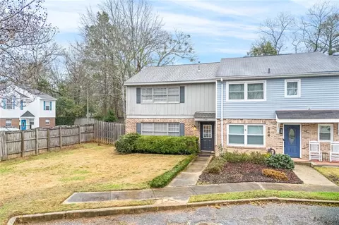 546 Oak Meadow Ln, Auburn, AL 36830
