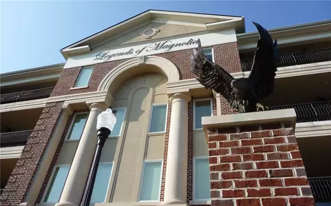 234 W Magnolia Ave #205, Auburn, AL 36830