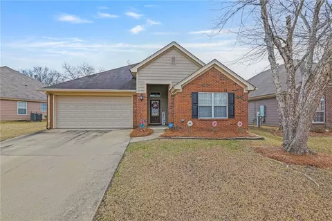 638 Glenmede Ln, Montgomery, AL 36117