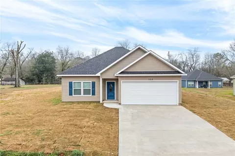 323 1st St SW, La Fayette, AL 36862