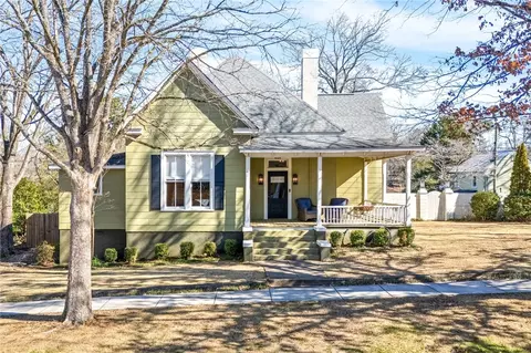 409 N 8th St, Opelika, AL 36801