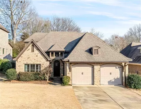 1115 Walden Ln, Auburn, AL 36830