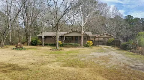 1501 Lee Road 166, Opelika, AL 36804