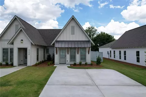 3213 Bradley Ln, Auburn, AL 36830