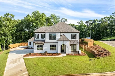 813 Summerlin Cir, Auburn, AL 36830