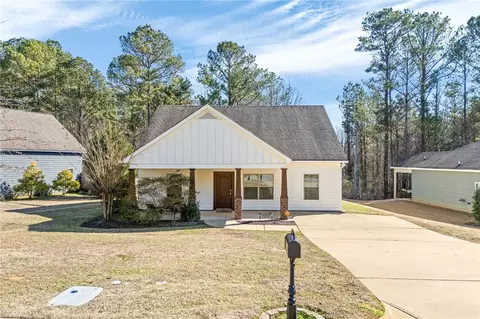 3303 Gabby Dr, Opelika, AL 36801