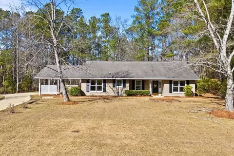 2072 S Evergreen Dr, Auburn, AL 36830