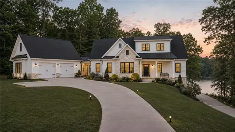 5360 Mary Olive Rd, Opelika, AL 36801