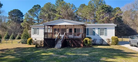 58 Lee Road 118, Opelika, AL 36804