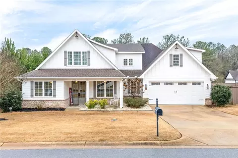 4135 Creekwater Xing, Auburn, AL 36830