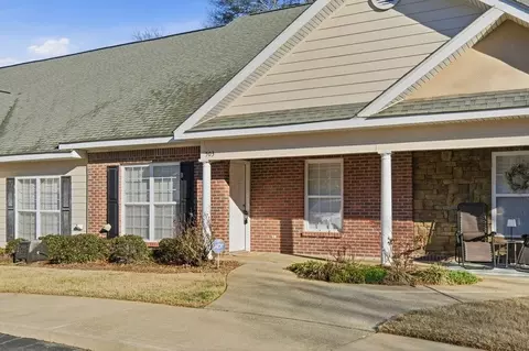 1515 Fitzpatrick Ave #503, Opelika, AL 36804