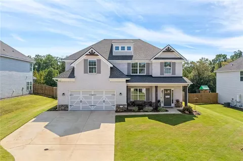 818 Tiger Trl, Opelika, AL 36804