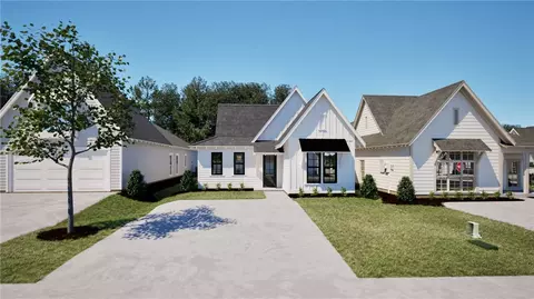 70 Summer St, Opelika, AL 36804