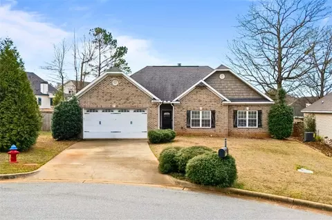 2902 Hannah Way, Opelika, AL 36801