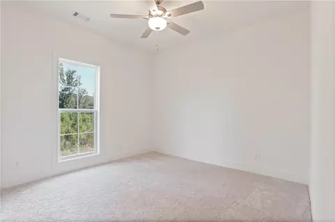 Bedroom - 1027 Crossing Ct E, Valley, AL 36854 photo 6 of 8