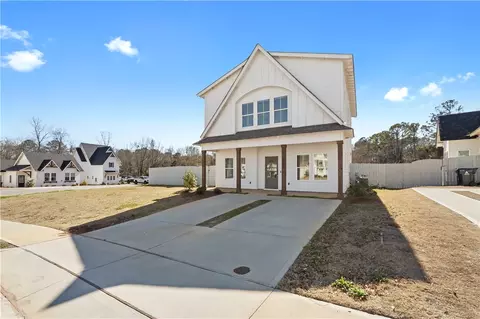 557 Piper Ave, Auburn, AL 36830
