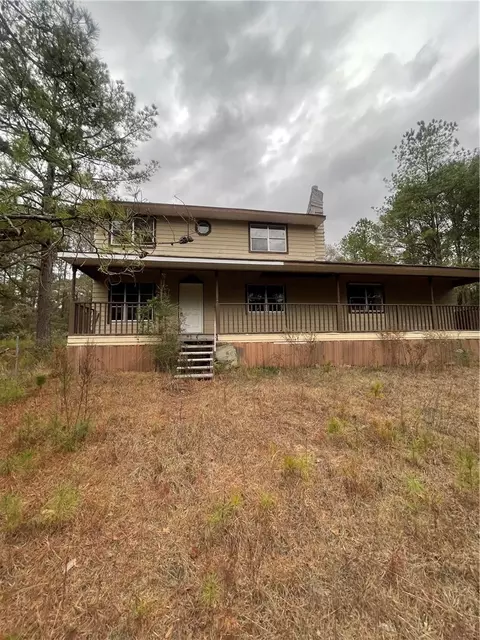 1910 Railroad Ave, Tuskegee, AL 36083