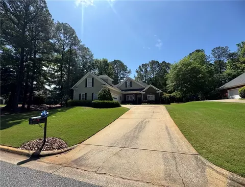 1392 Aberdeen Ln, Auburn, AL 36830