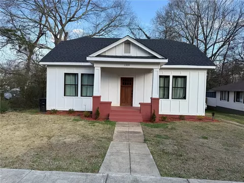 1309 Auburn St, Opelika, AL 36801