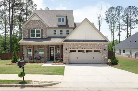1962 Cannongate Dr, Opelika, AL 36801